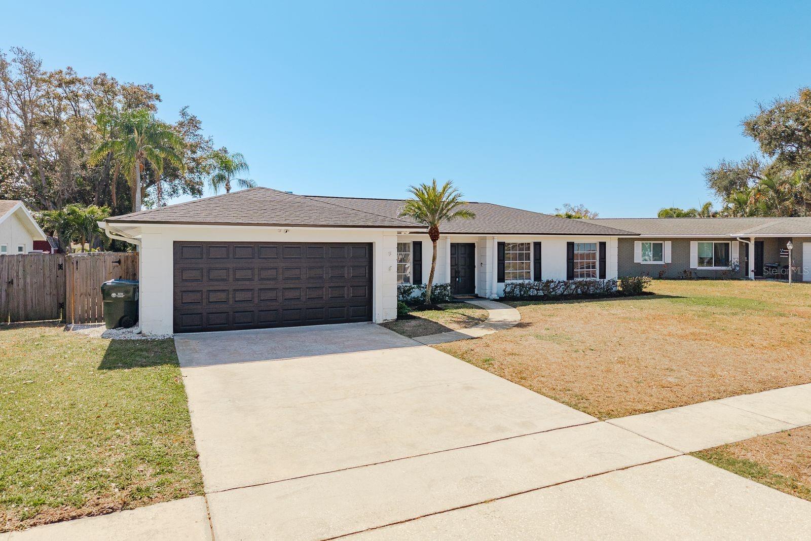 Image 43 of 57 For 11452 129th Avenue