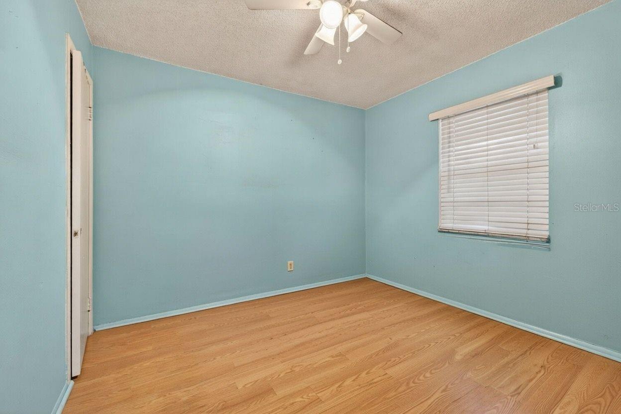 Image 10 of 15 For 4480 Newark Street N