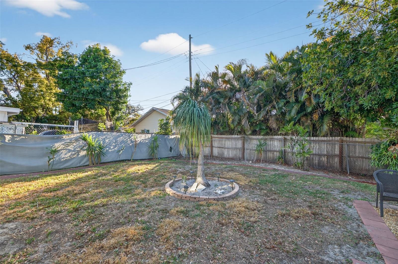 Image 12 of 15 For 4480 Newark Street N