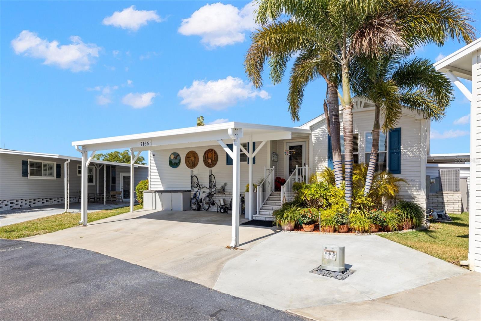 Image 2 of 35 For 7166 Mount Arlington Drive Ne 418