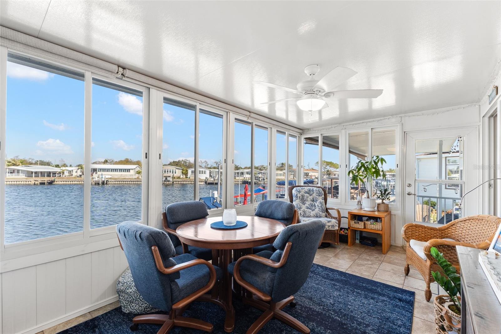 Image 5 of 35 For 7166 Mount Arlington Drive Ne 418