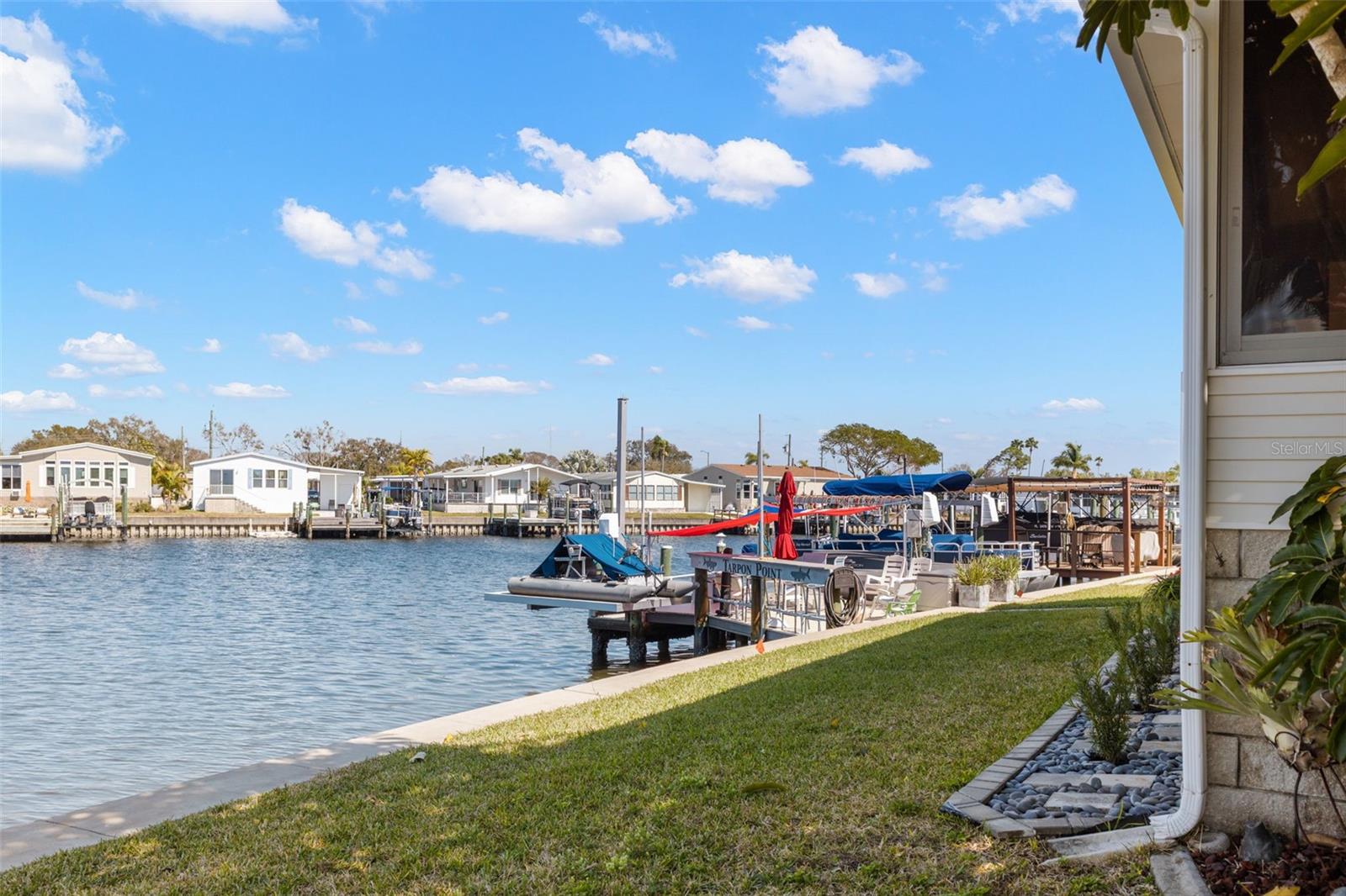 Image 9 of 35 For 7166 Mount Arlington Drive Ne 418