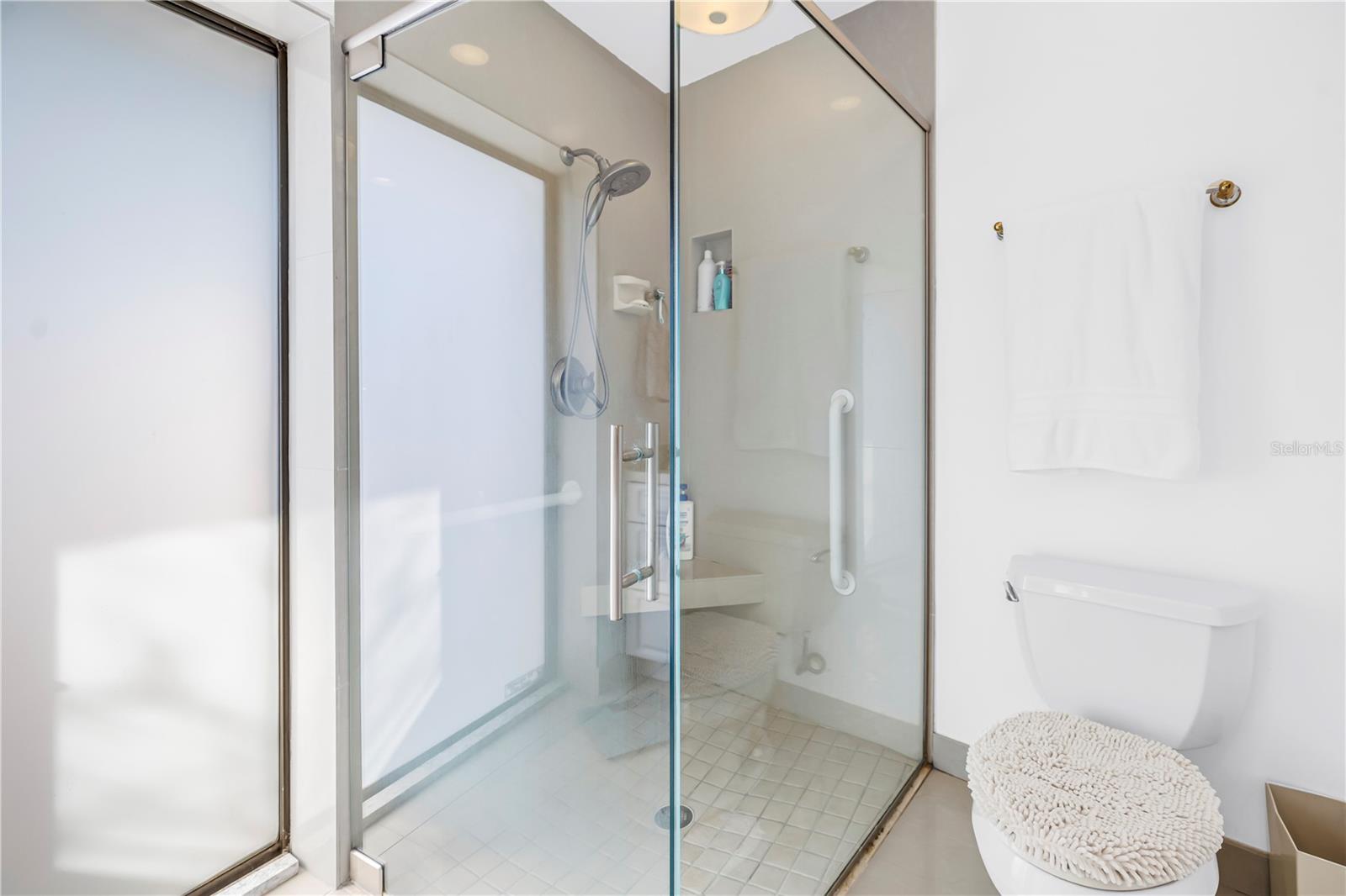 Image 29 of 38 For 771 Suwannee Court Ne