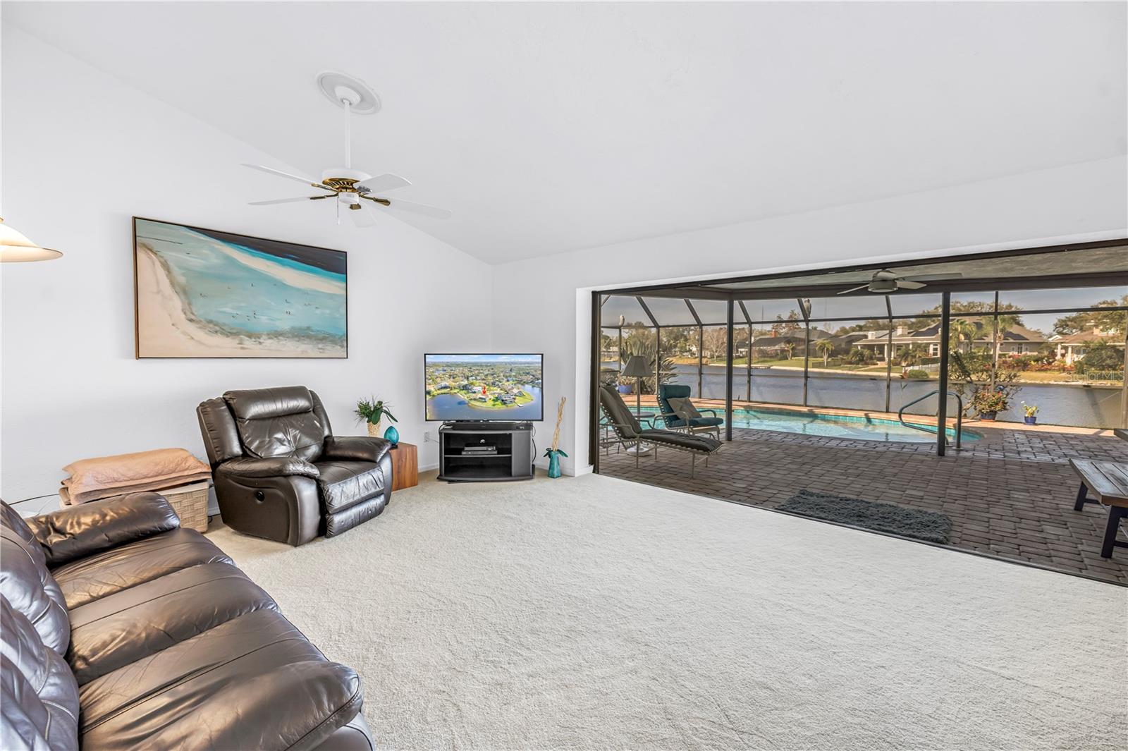 Image 6 of 38 For 771 Suwannee Court Ne