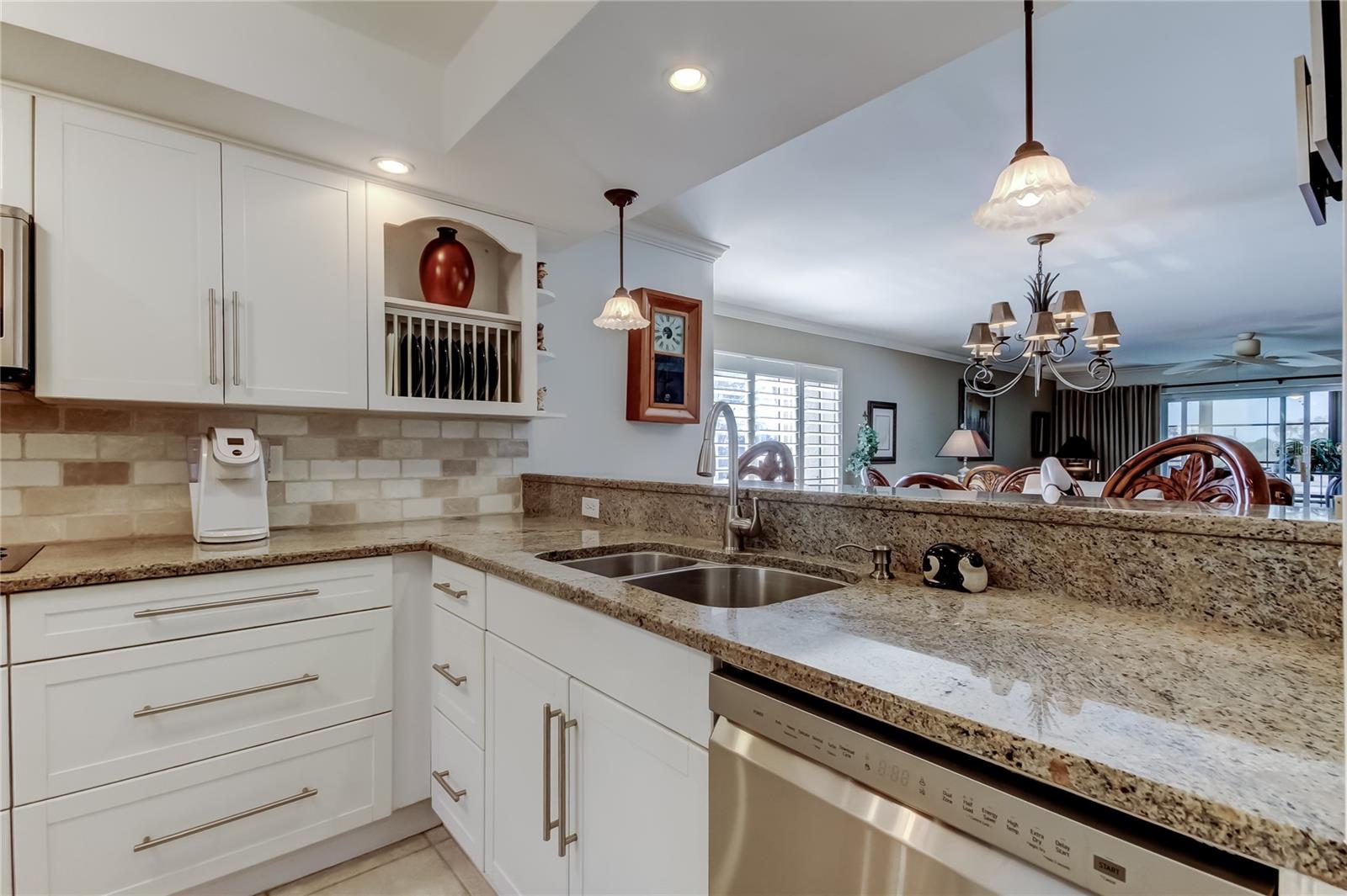 Image 11 of 66 For 9450 Harbor Greens Way 301