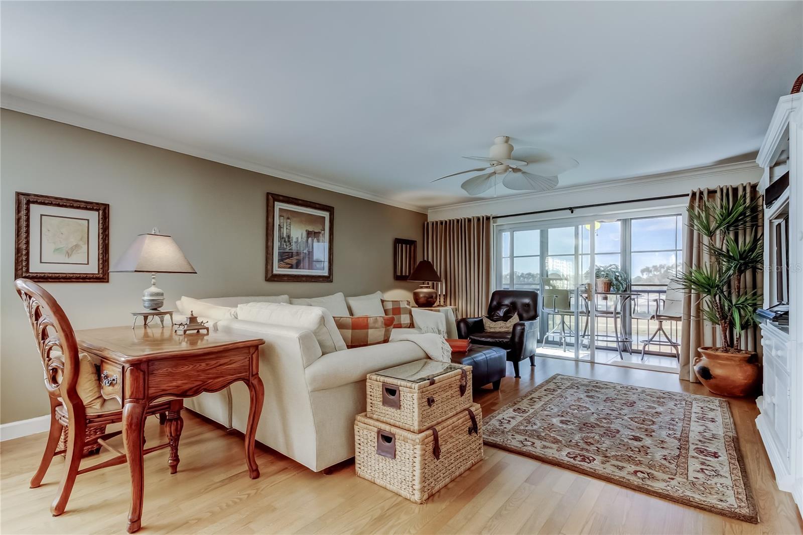 Image 21 of 66 For 9450 Harbor Greens Way 301