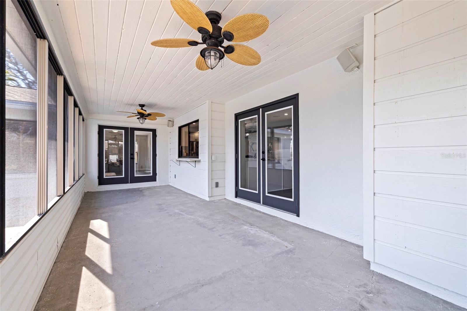 Listing photo id 37 for 8950 Baywood Park Drive