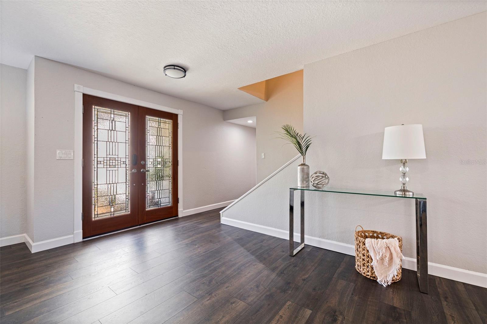 Listing photo id 2 for 8950 Baywood Park Drive