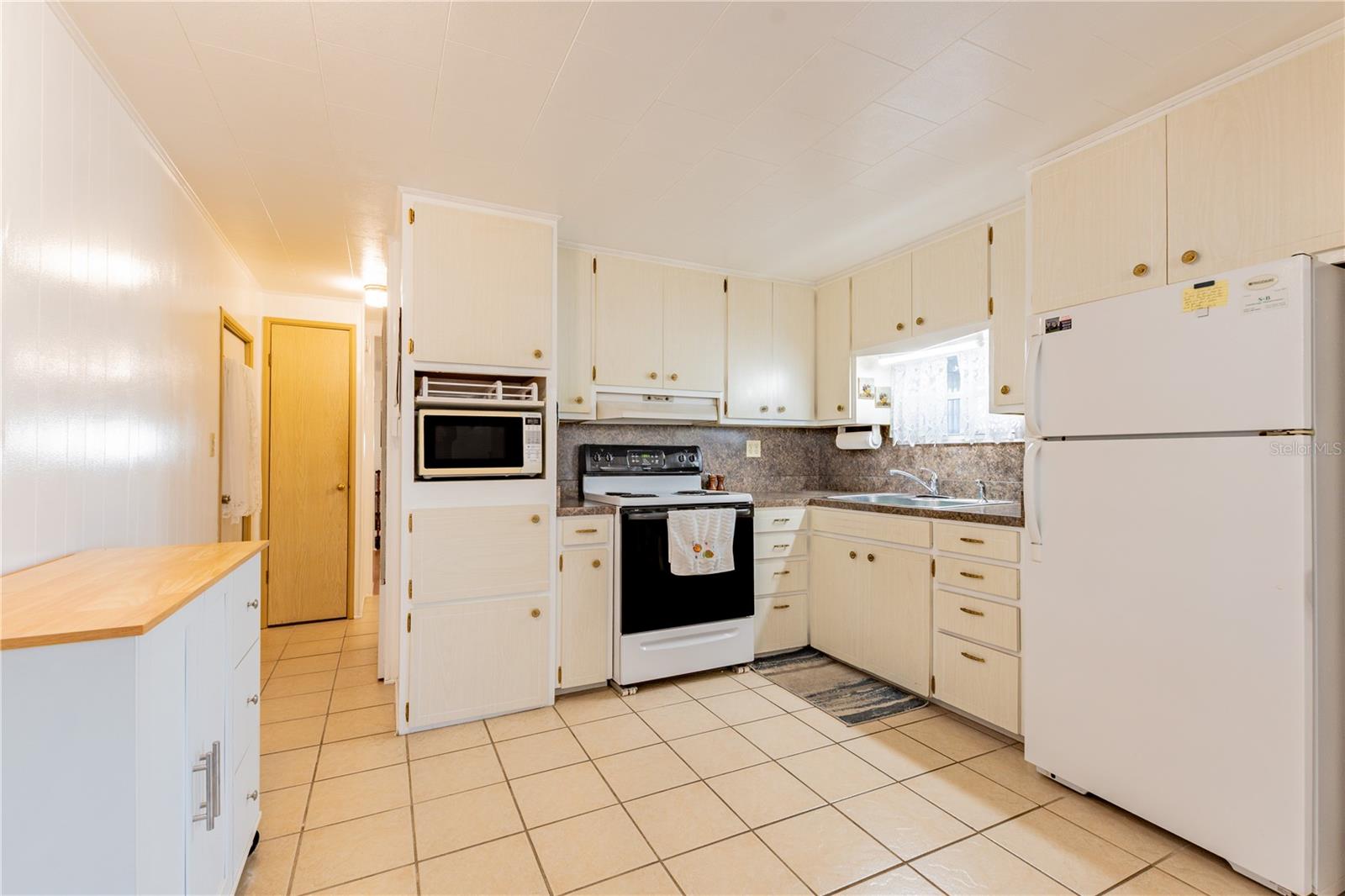 Image 18 of 55 For 5227 Betty Street