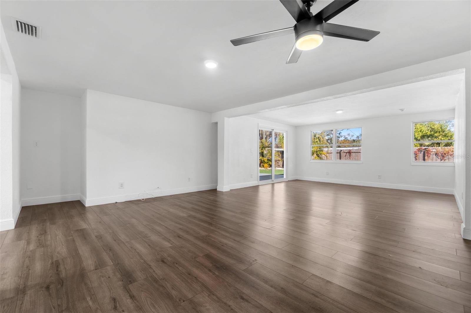 Image 10 of 42 For 2867 51st Avenue S