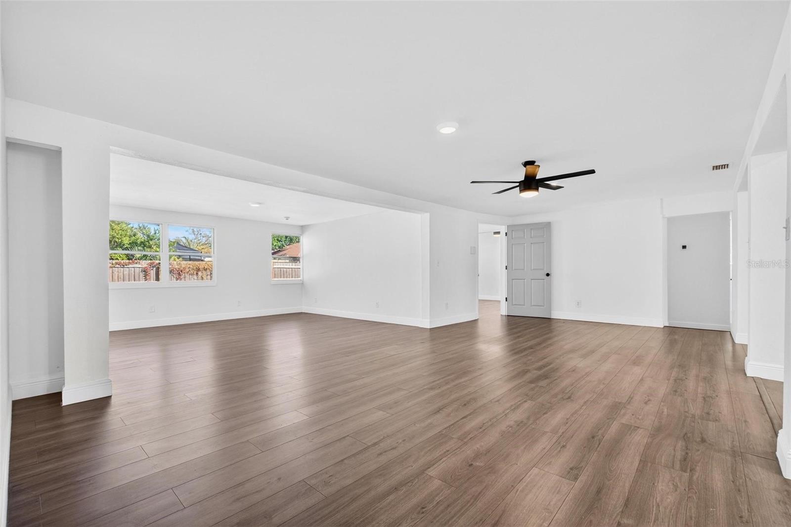 Image 11 of 42 For 2867 51st Avenue S