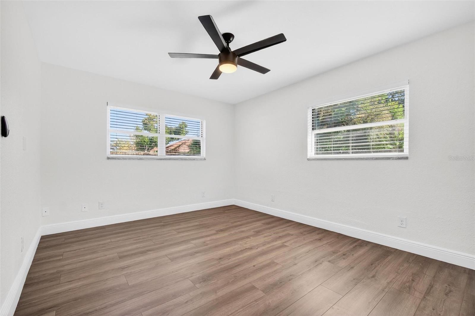 Image 16 of 42 For 2867 51st Avenue S