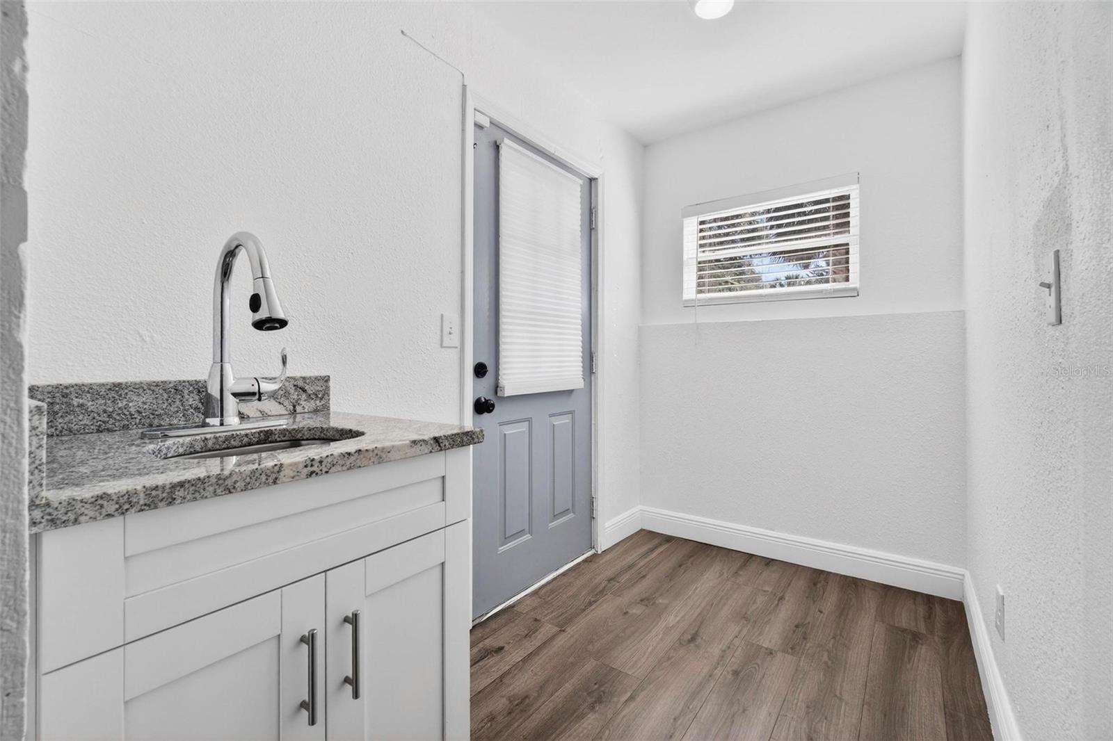 Image 19 of 42 For 2867 51st Avenue S