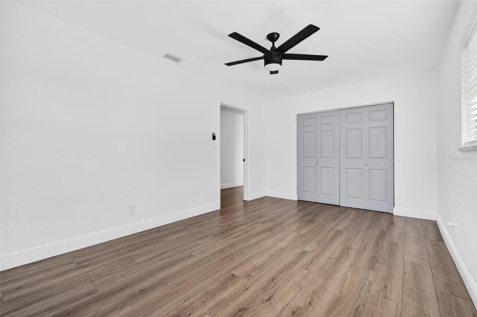 Image 27 of 42 For 2867 51st Avenue S