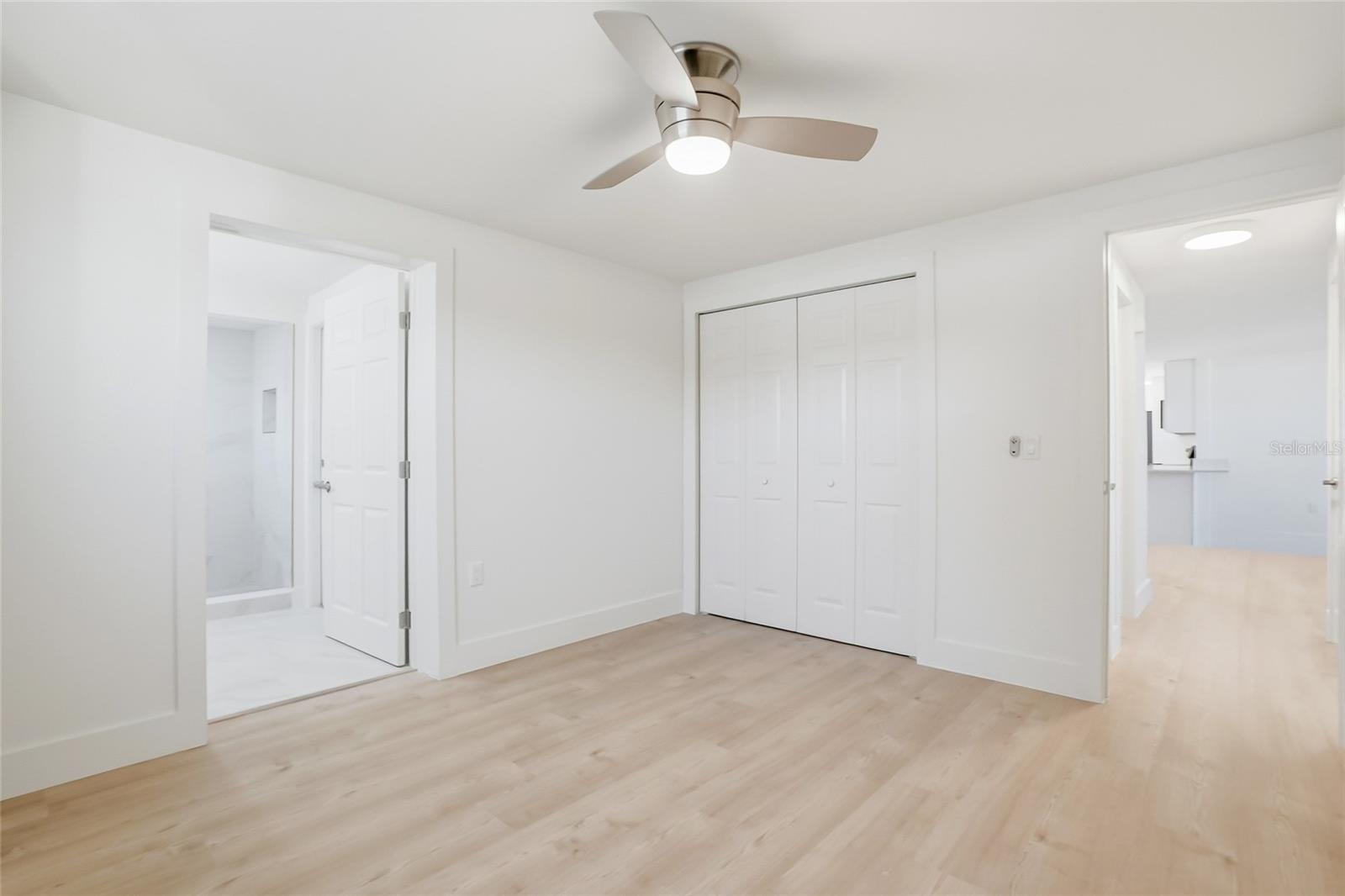 Image 19 of 46 For 4860 Shell Stream Boulevard