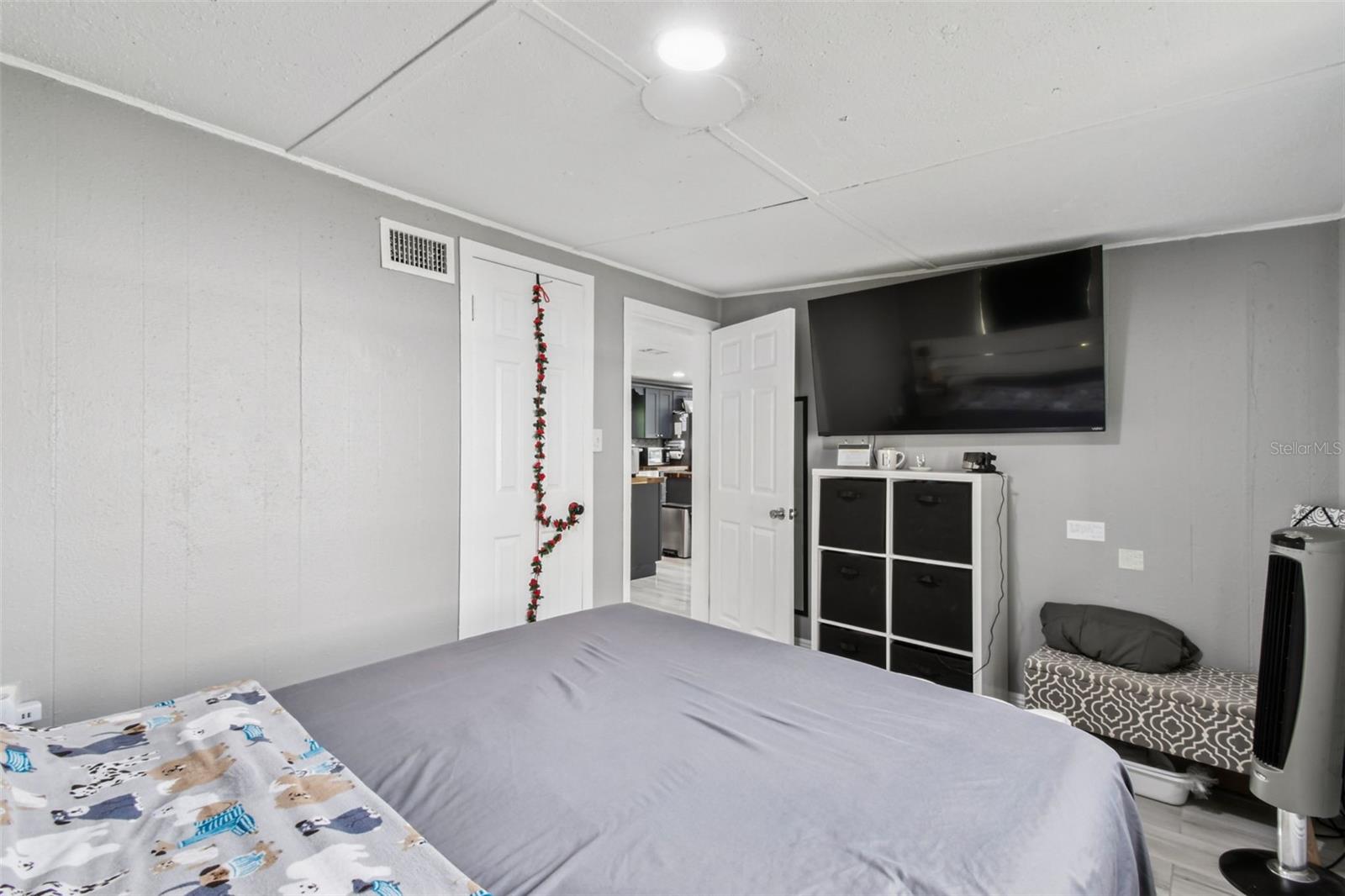 Image 15 of 21 For 1929 Highland Street