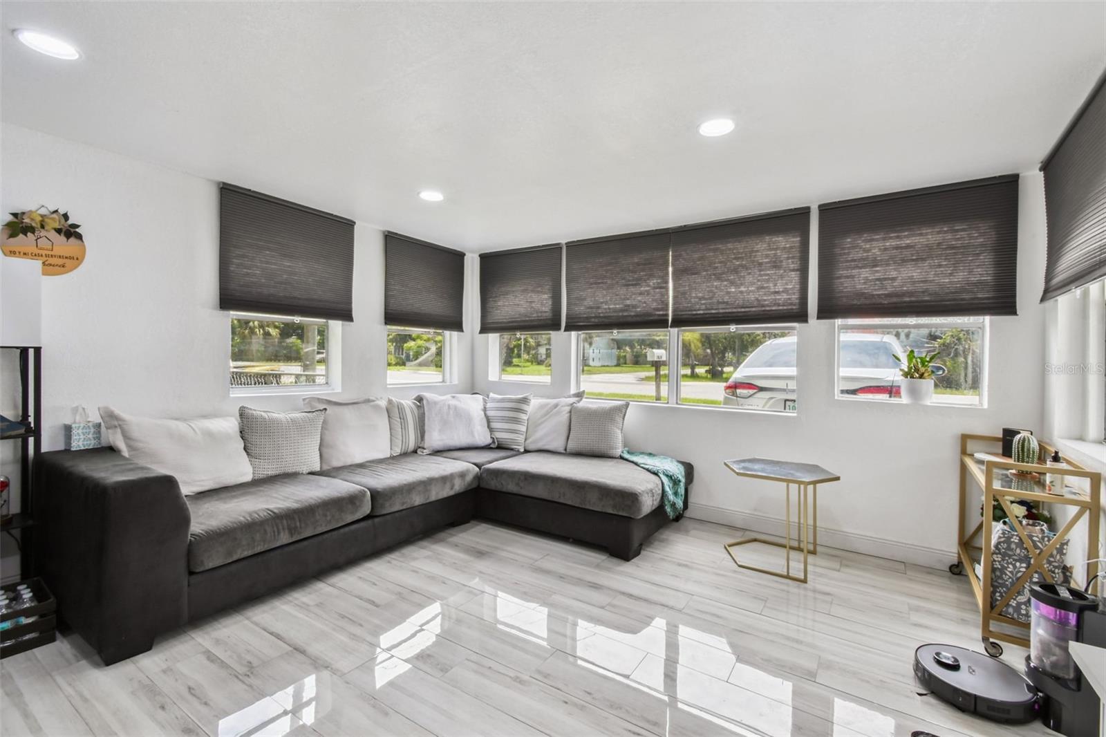 Image 3 of 21 For 1929 Highland Street