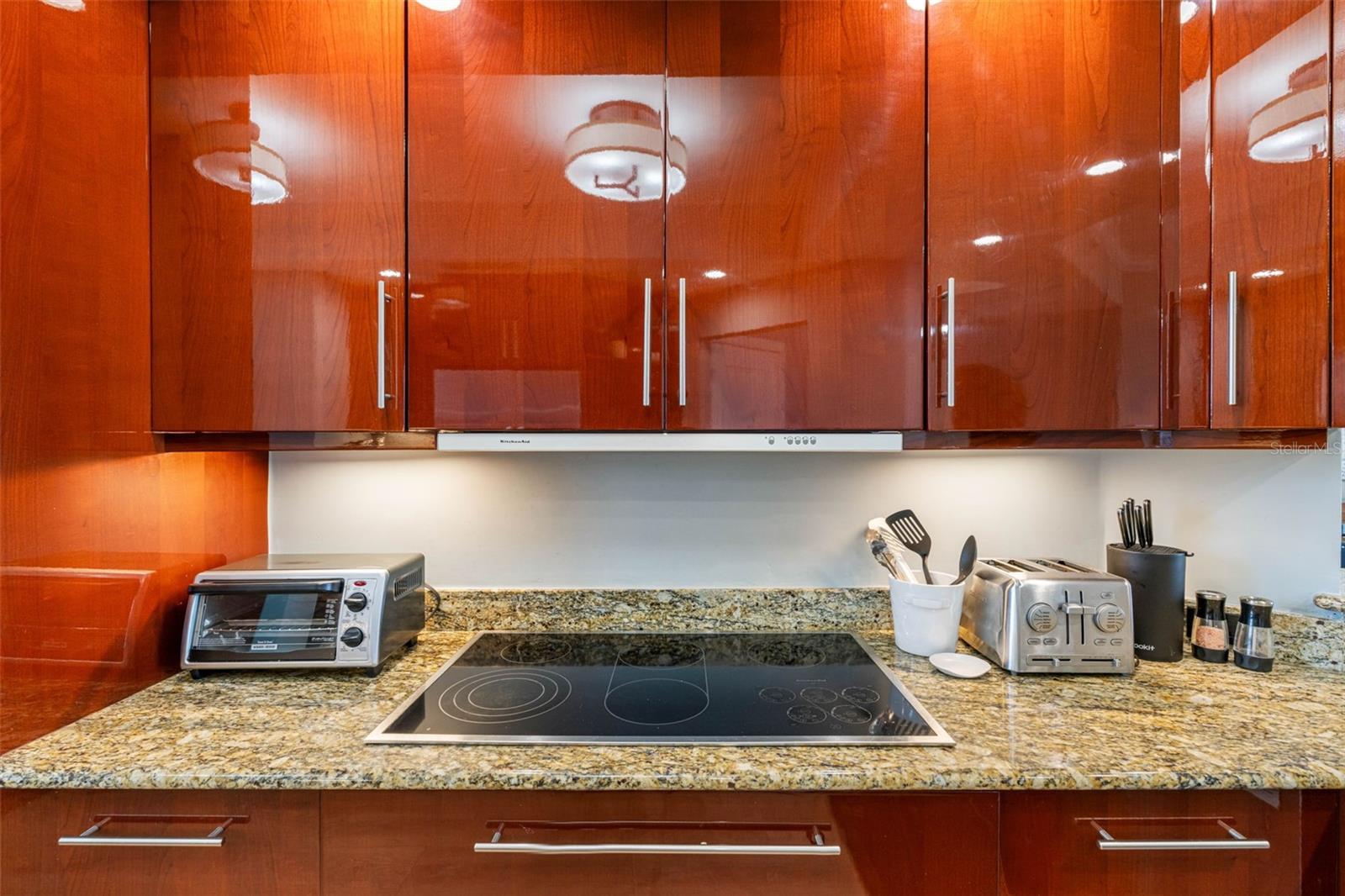 Image 26 of 85 For 5823 Bowen Daniel Drive 703