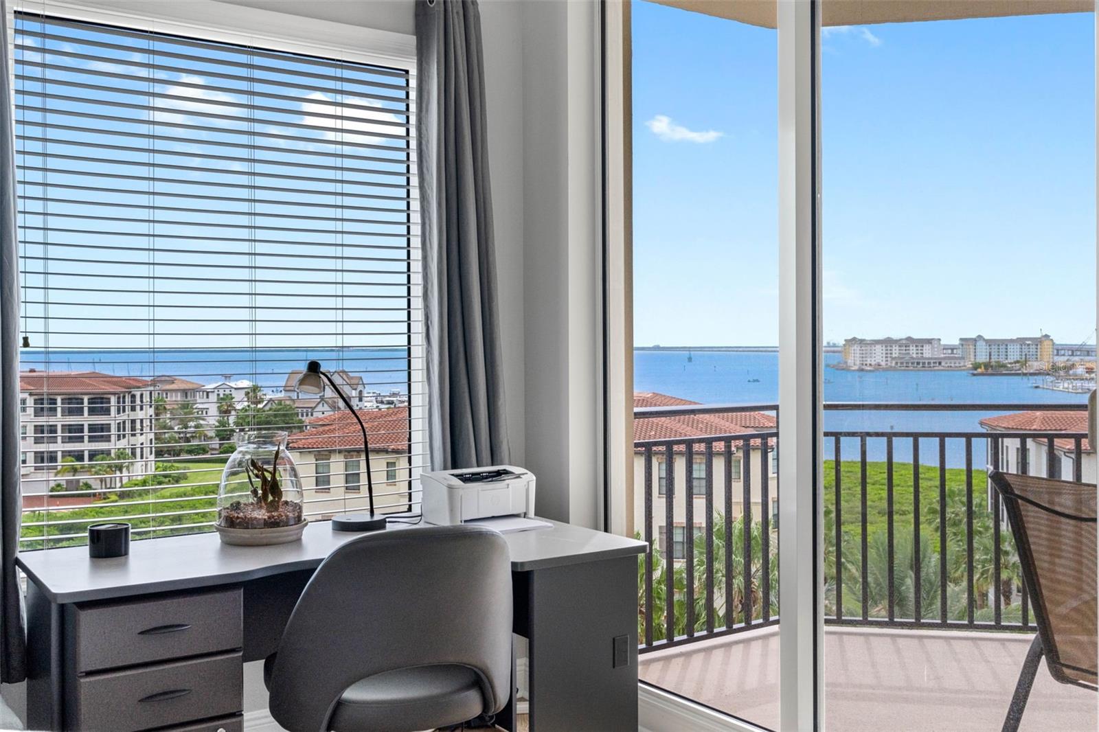 Image 40 of 85 For 5823 Bowen Daniel Drive 703