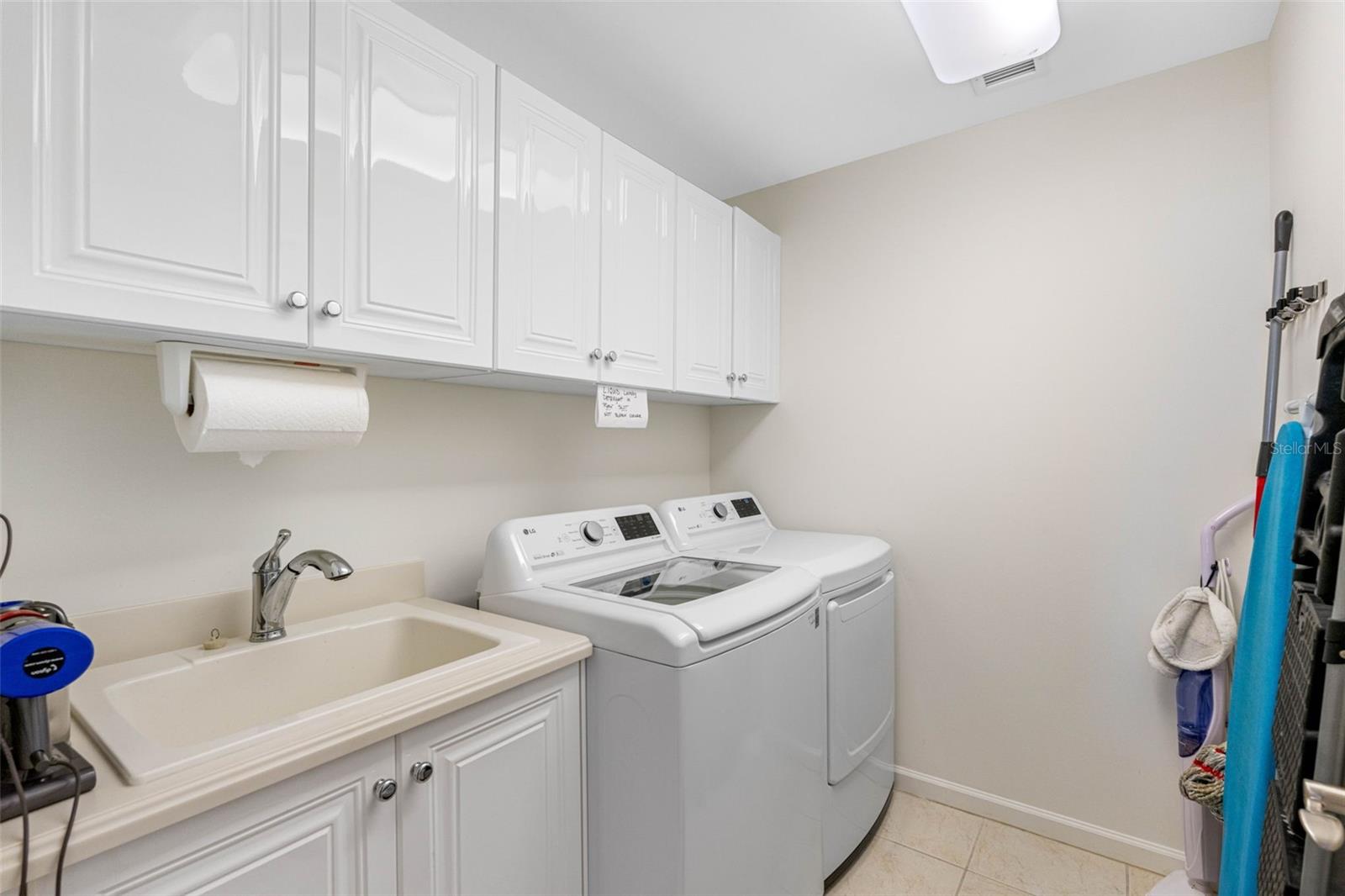 Image 51 of 85 For 5823 Bowen Daniel Drive 703