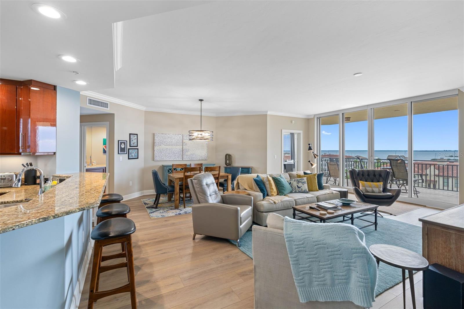 Image 7 of 85 For 5823 Bowen Daniel Drive 703