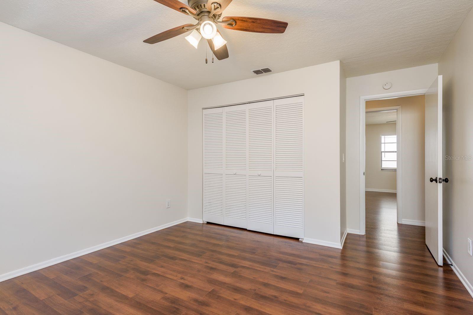 Image 20 of 34 For 550 Ontario Avenue