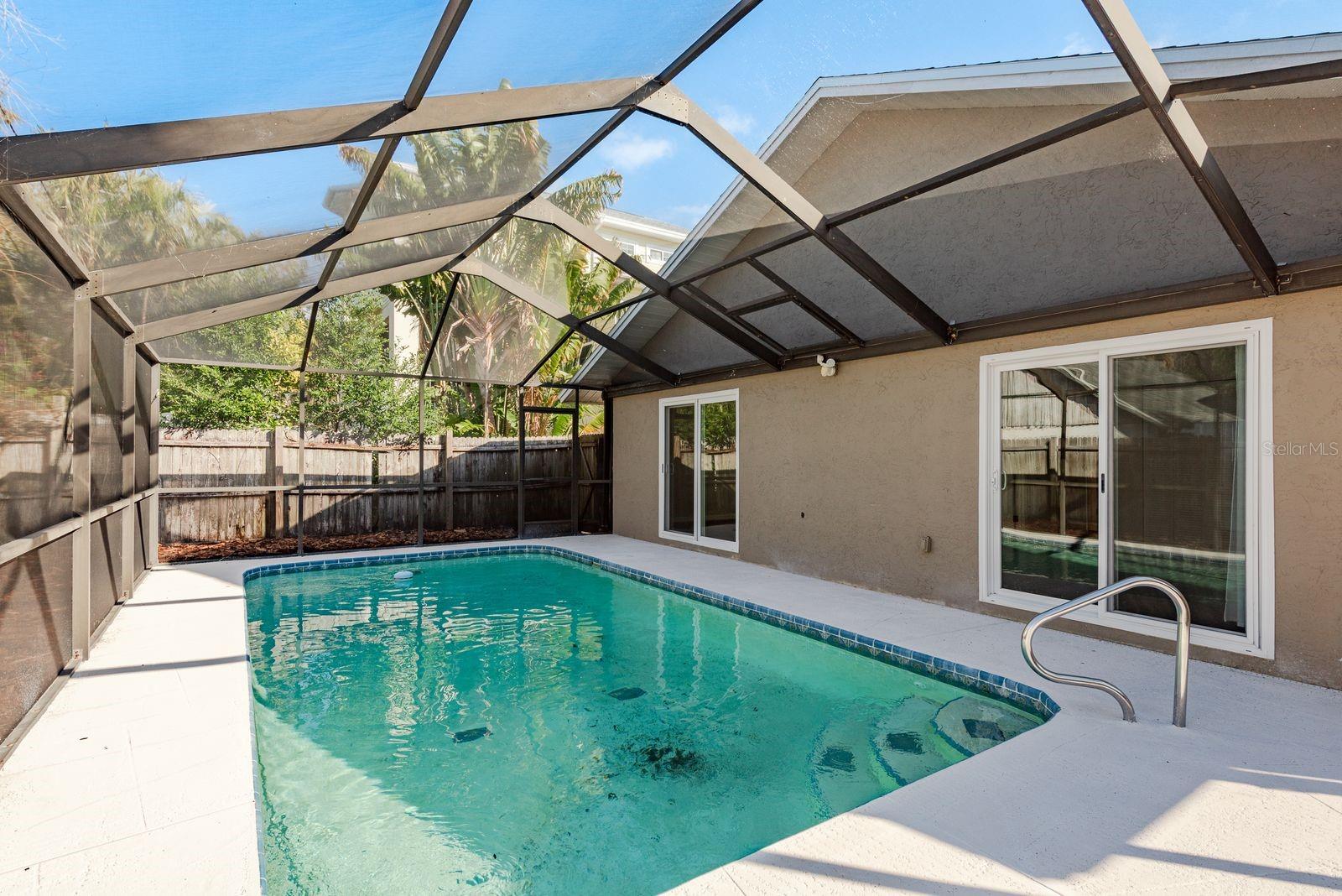 Image 28 of 34 For 550 Ontario Avenue