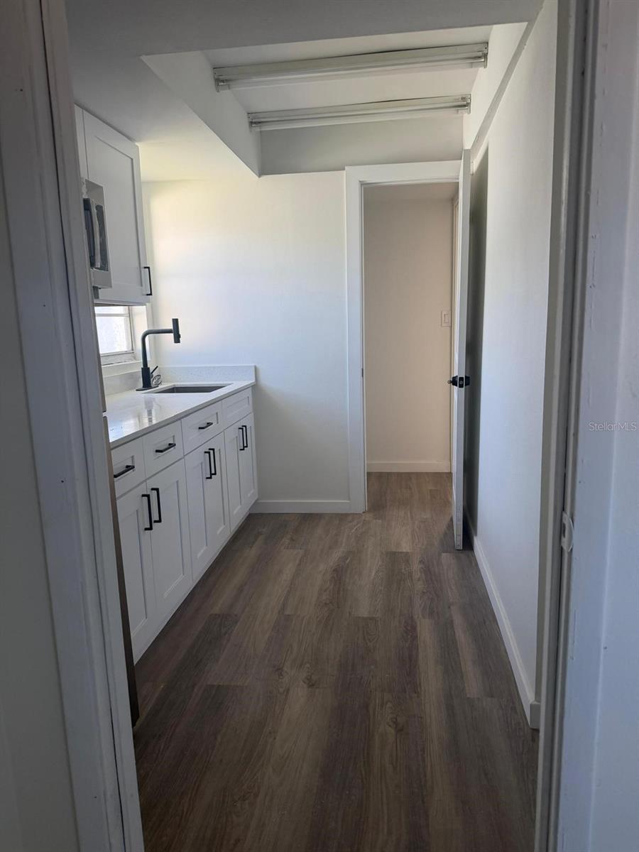 Image 6 of 7 For 114 Floral Drive