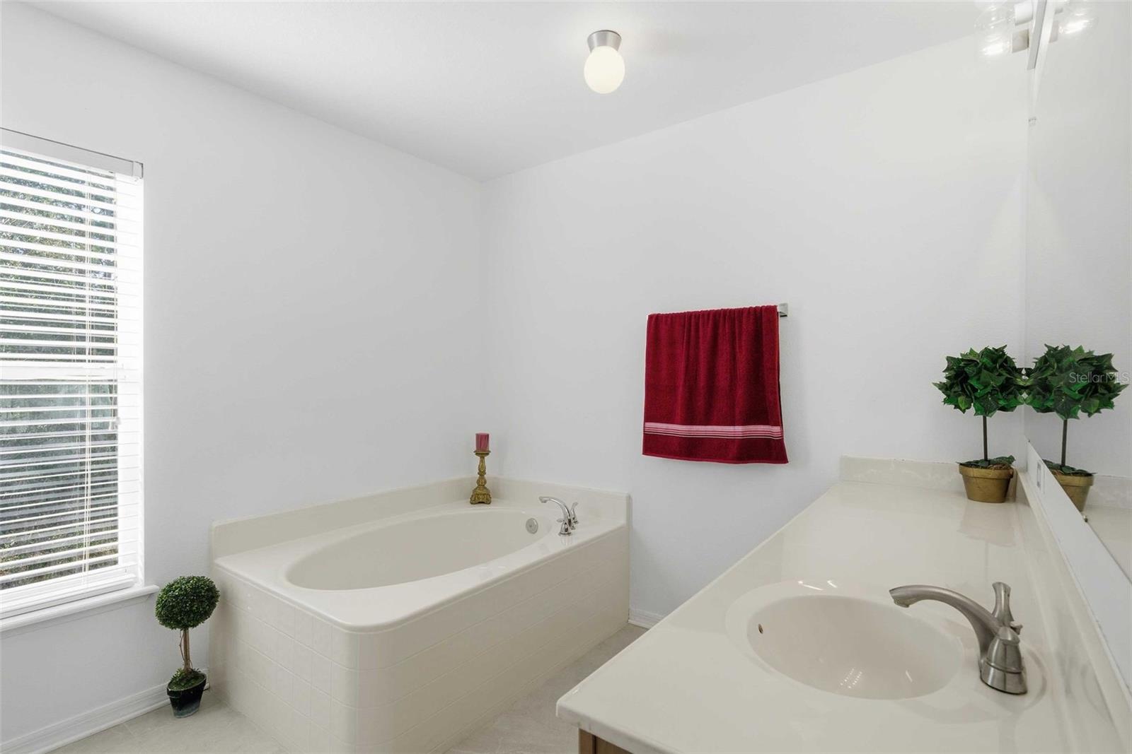 Image 38 of 53 For 3975 Wilburton Drive