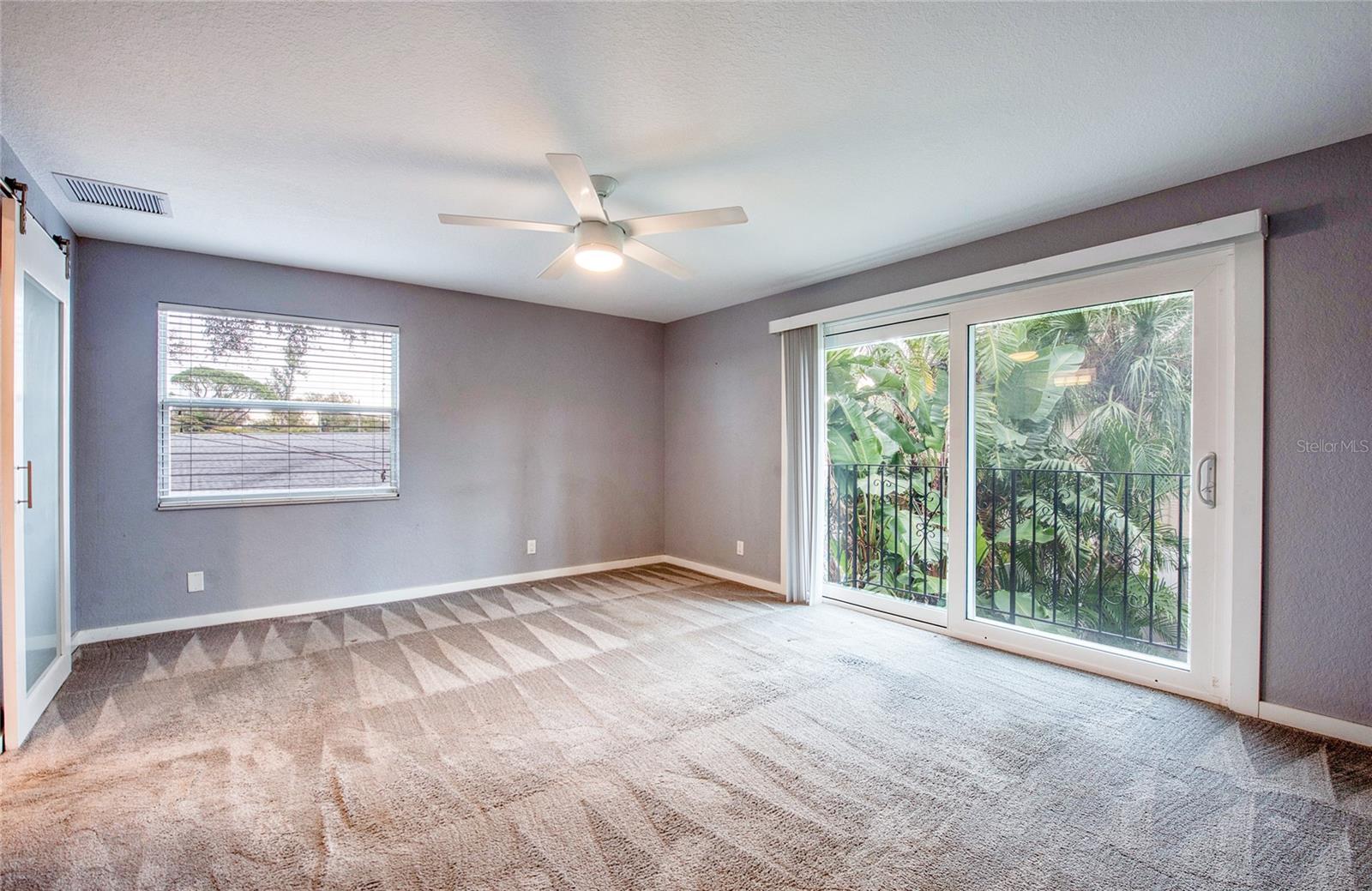 Listing photo id 27 for 6408 7th Avenue N