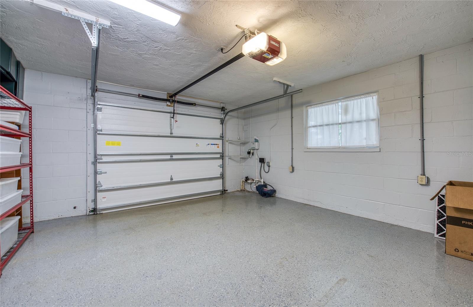 Listing photo id 47 for 6408 7th Avenue N