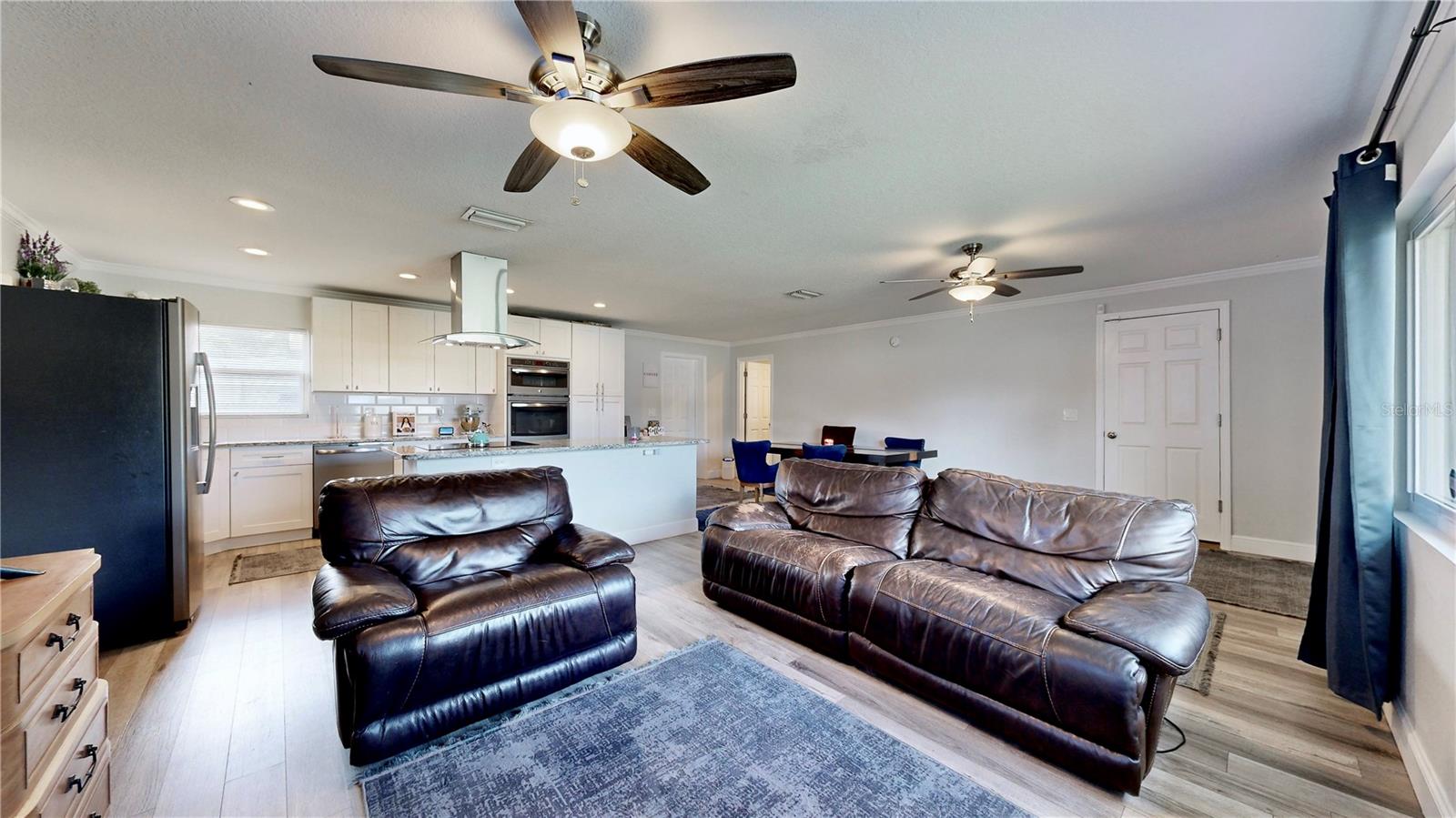 Image 12 of 41 For 6947 114th Street