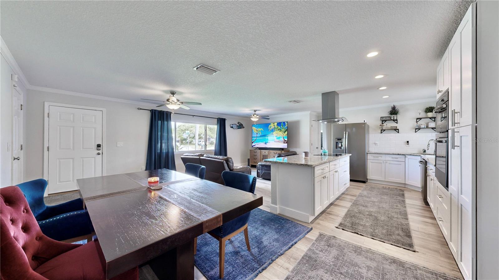 Image 14 of 41 For 6947 114th Street