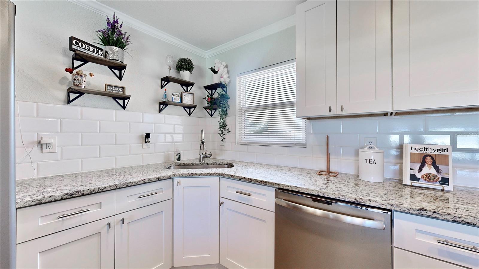 Image 21 of 41 For 6947 114th Street