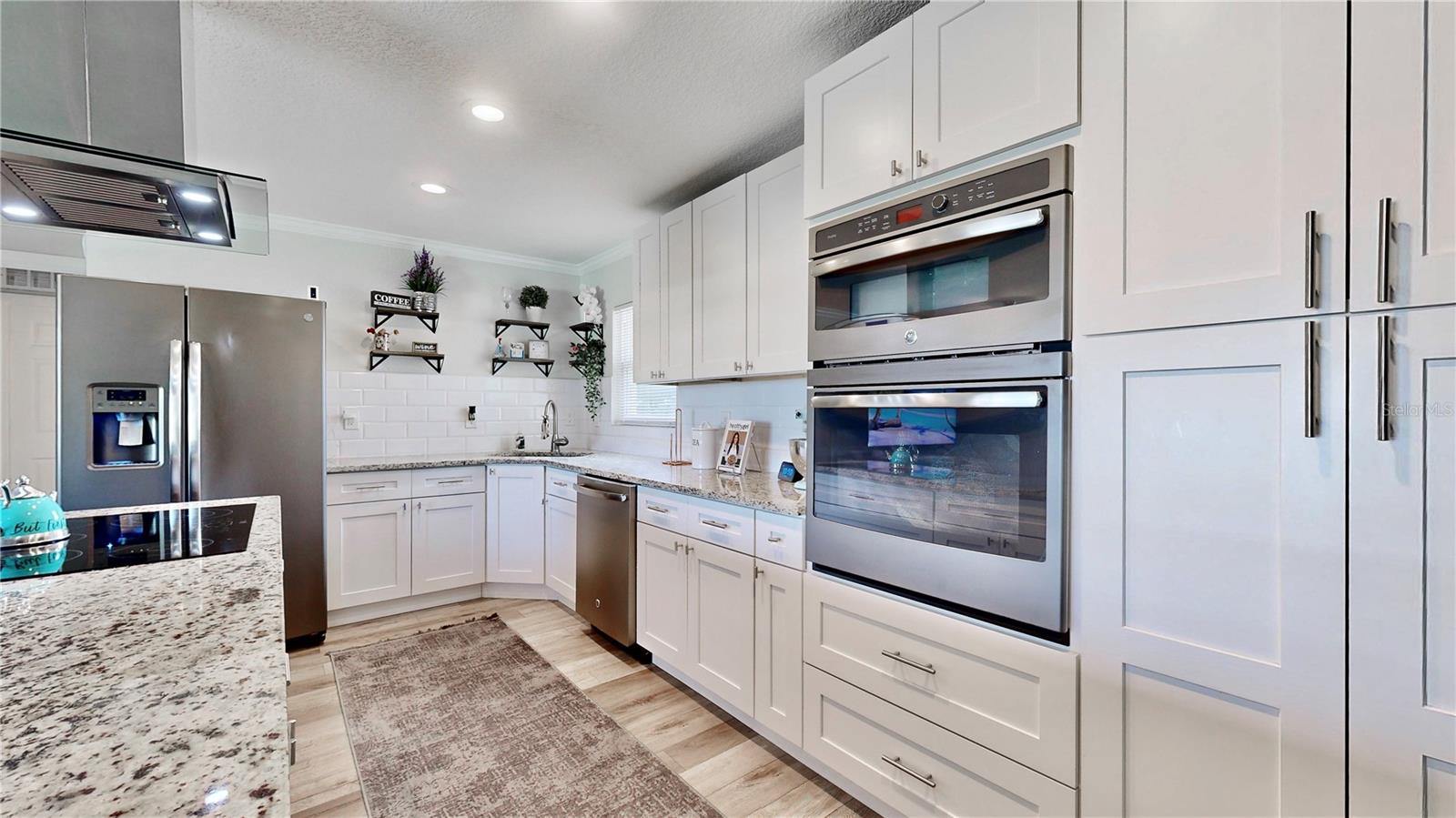 Image 22 of 41 For 6947 114th Street