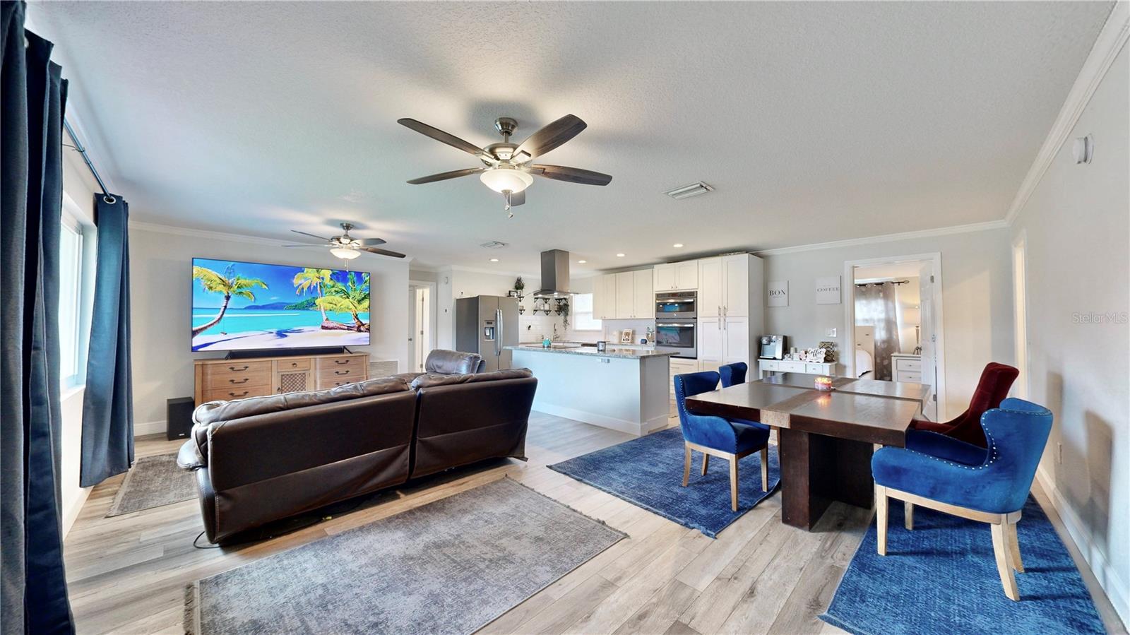 Image 8 of 41 For 6947 114th Street