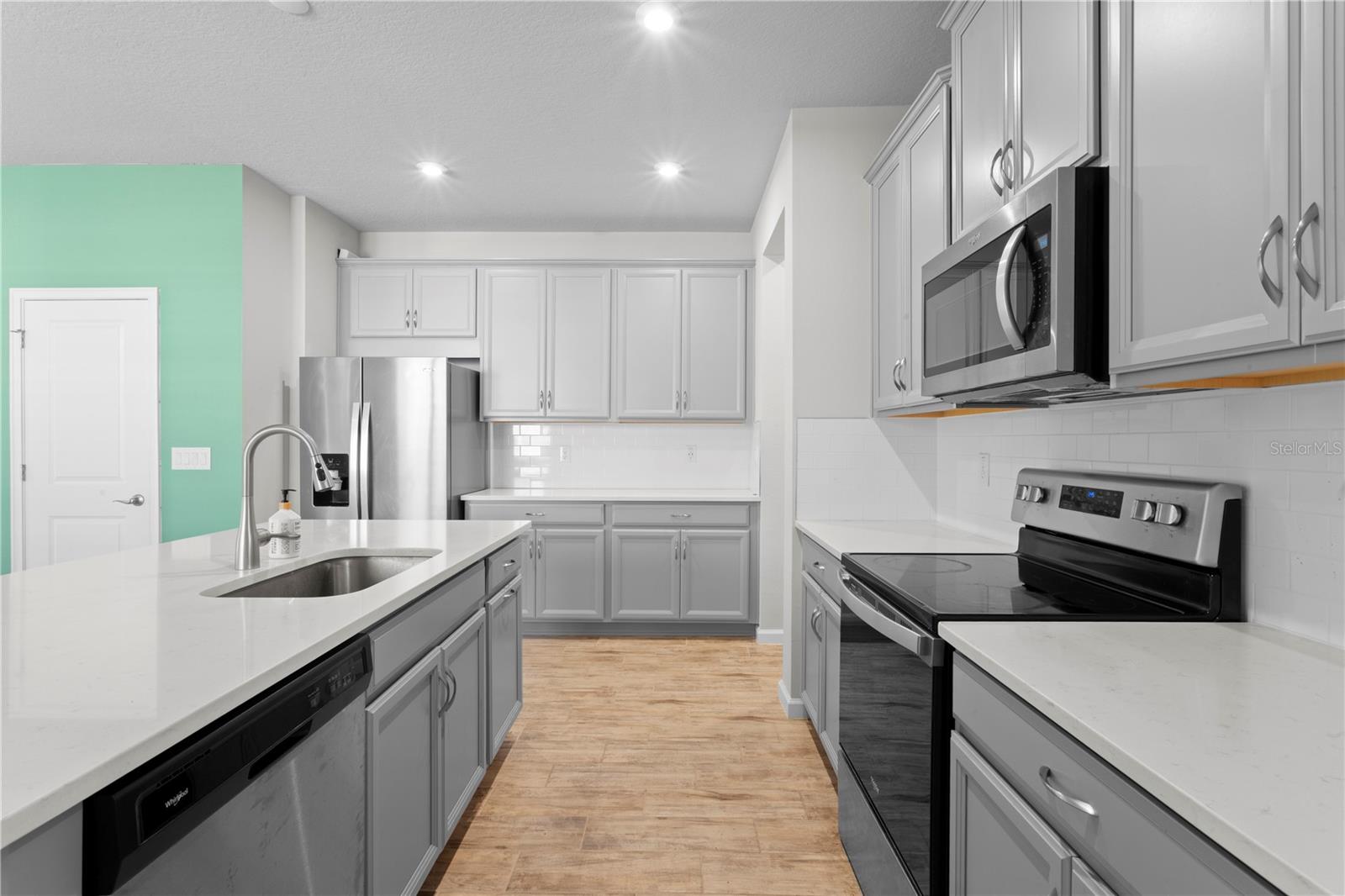 Image 11 of 44 For 8519 Primrose Willow Place