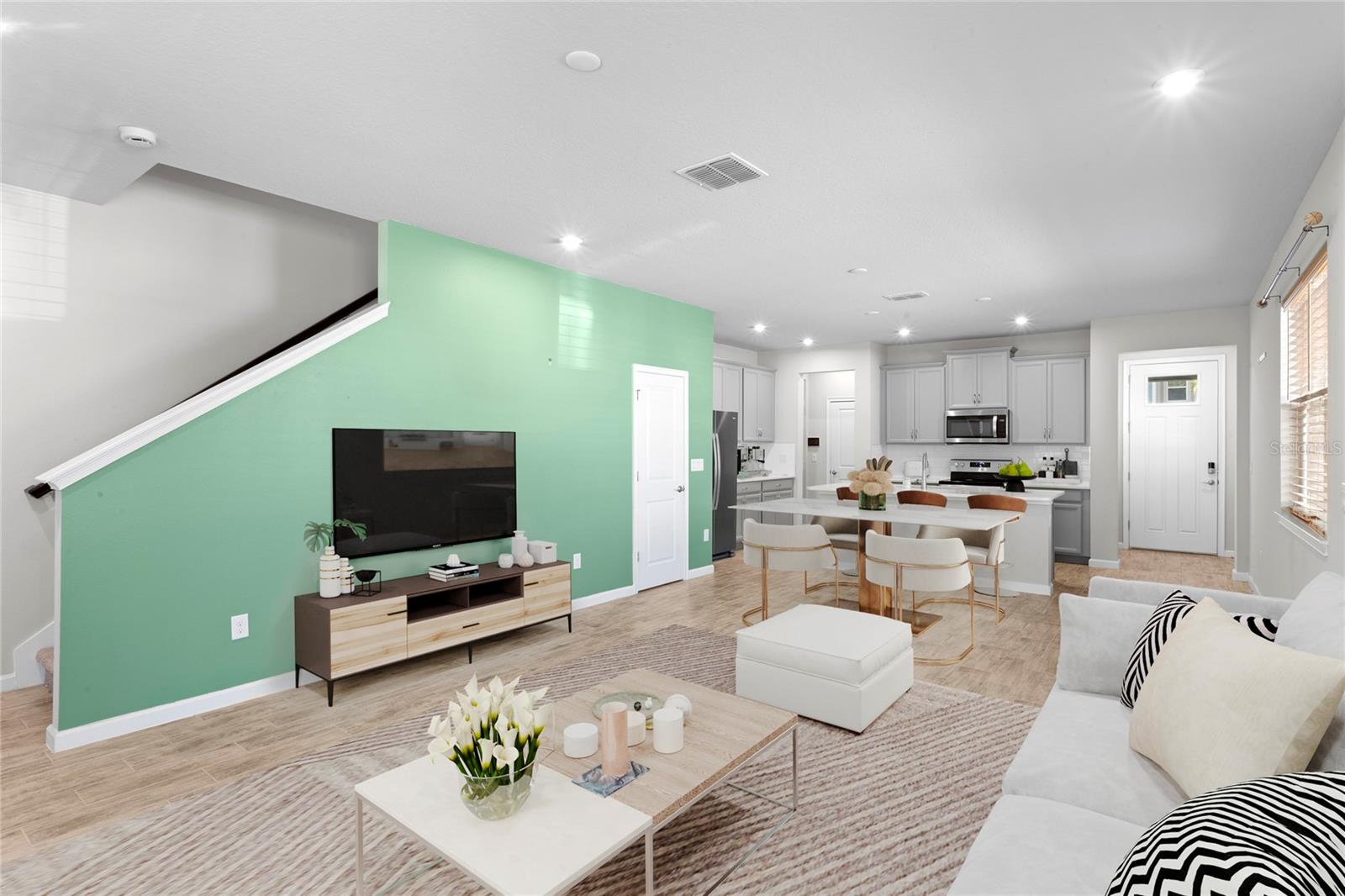 Image 20 of 44 For 8519 Primrose Willow Place