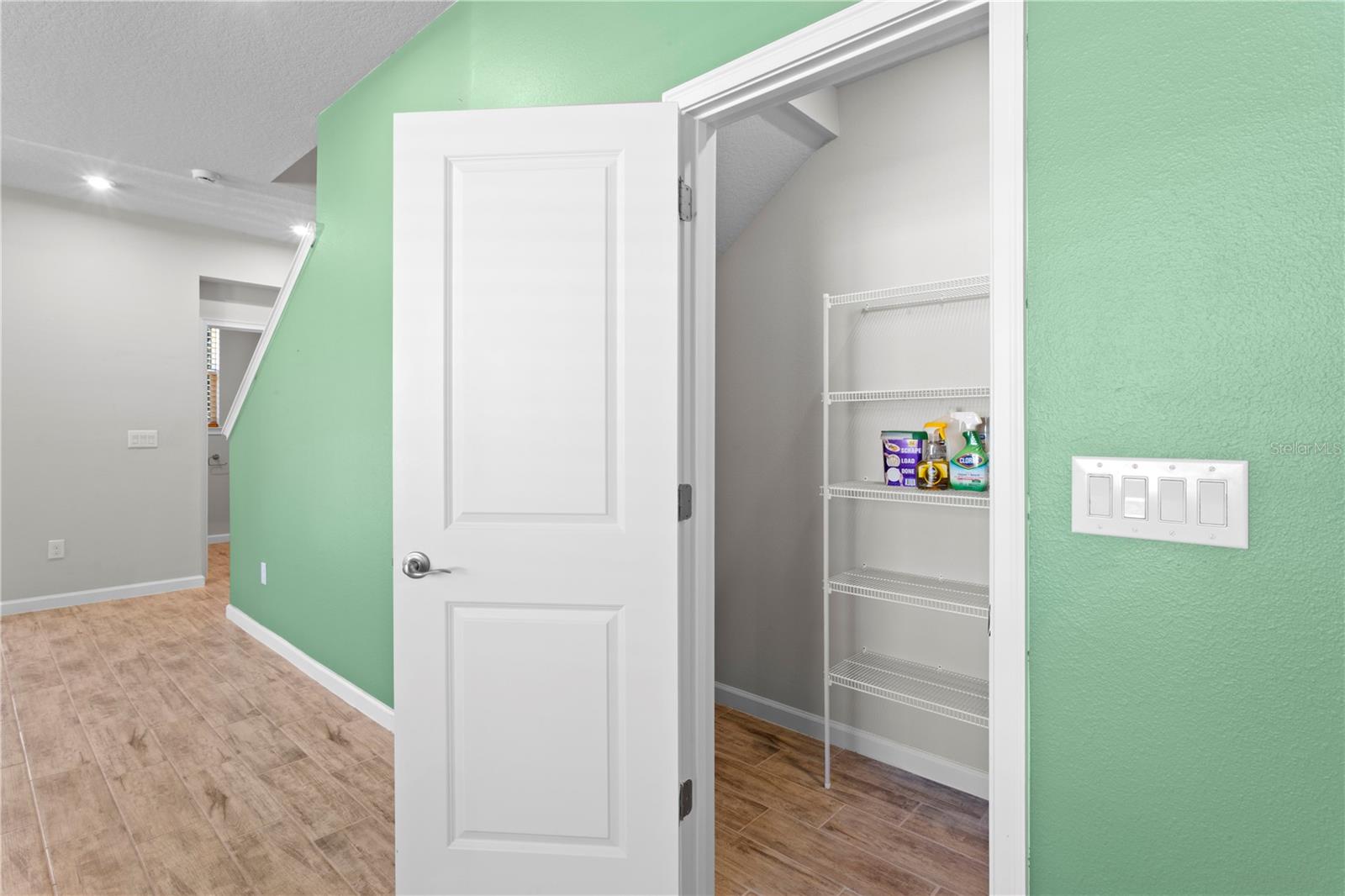 Image 22 of 44 For 8519 Primrose Willow Place