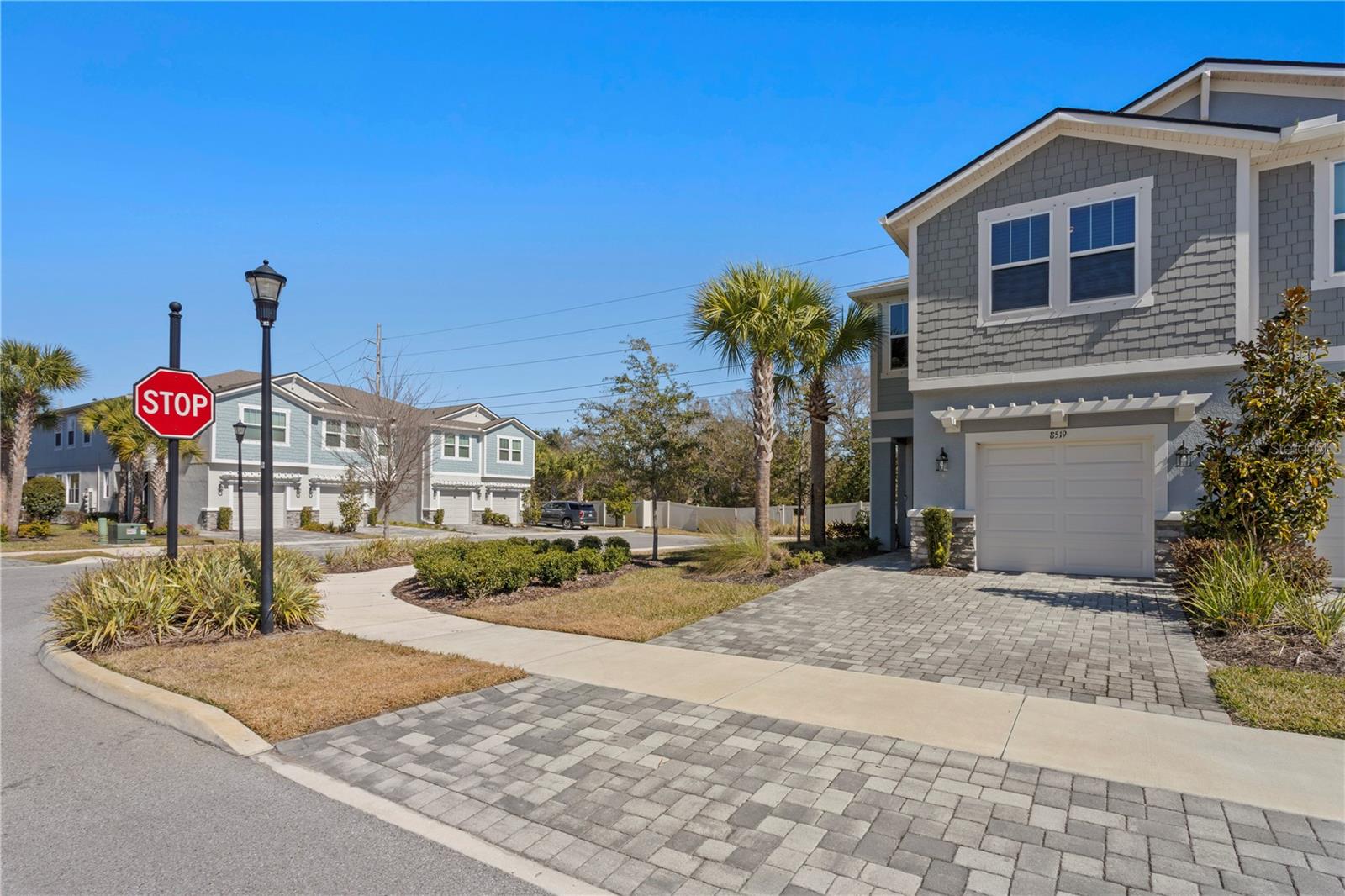 Image 5 of 44 For 8519 Primrose Willow Place