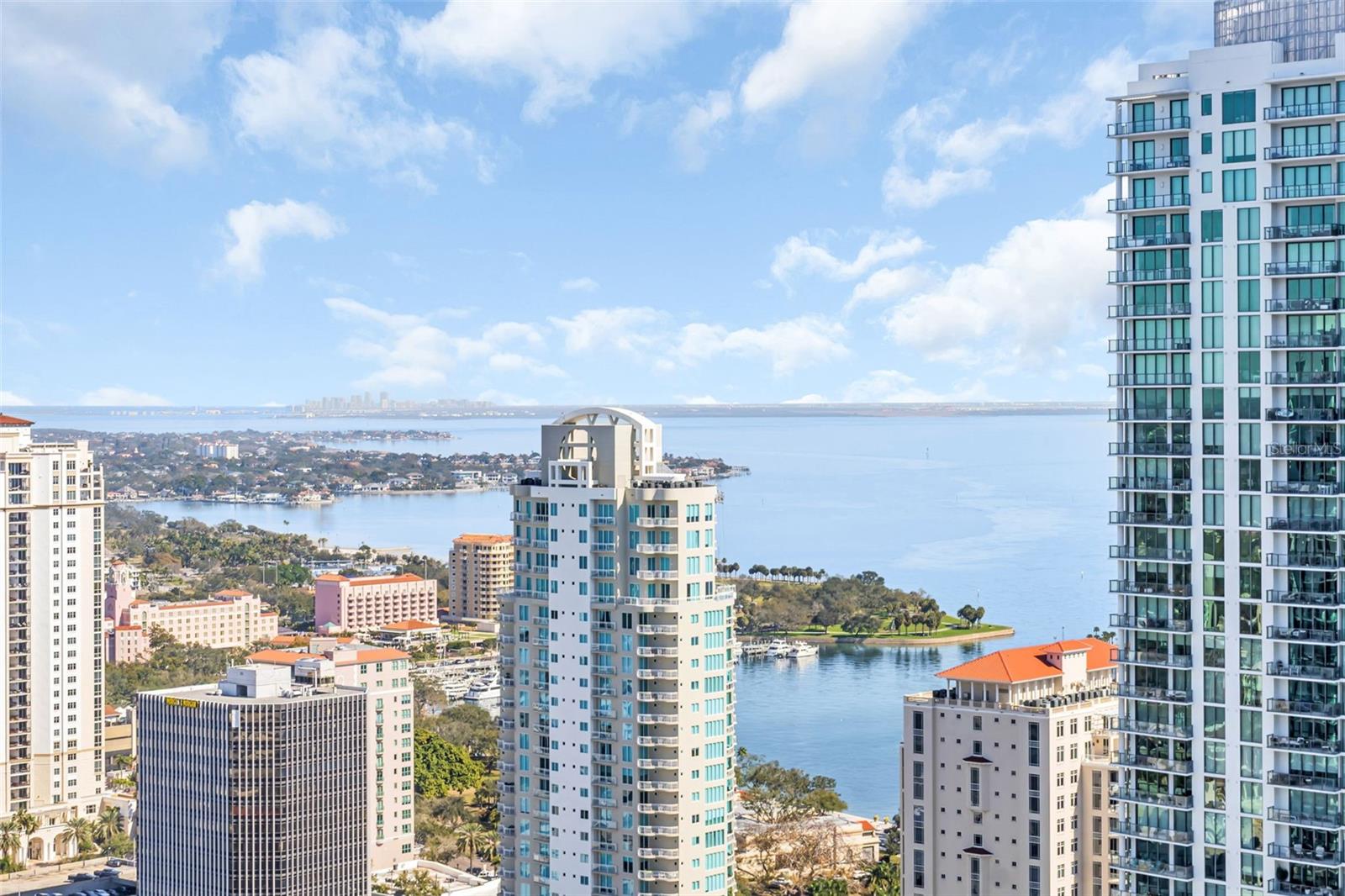 Details for 275 1st Avenue S 3304, ST PETERSBURG, FL 33701