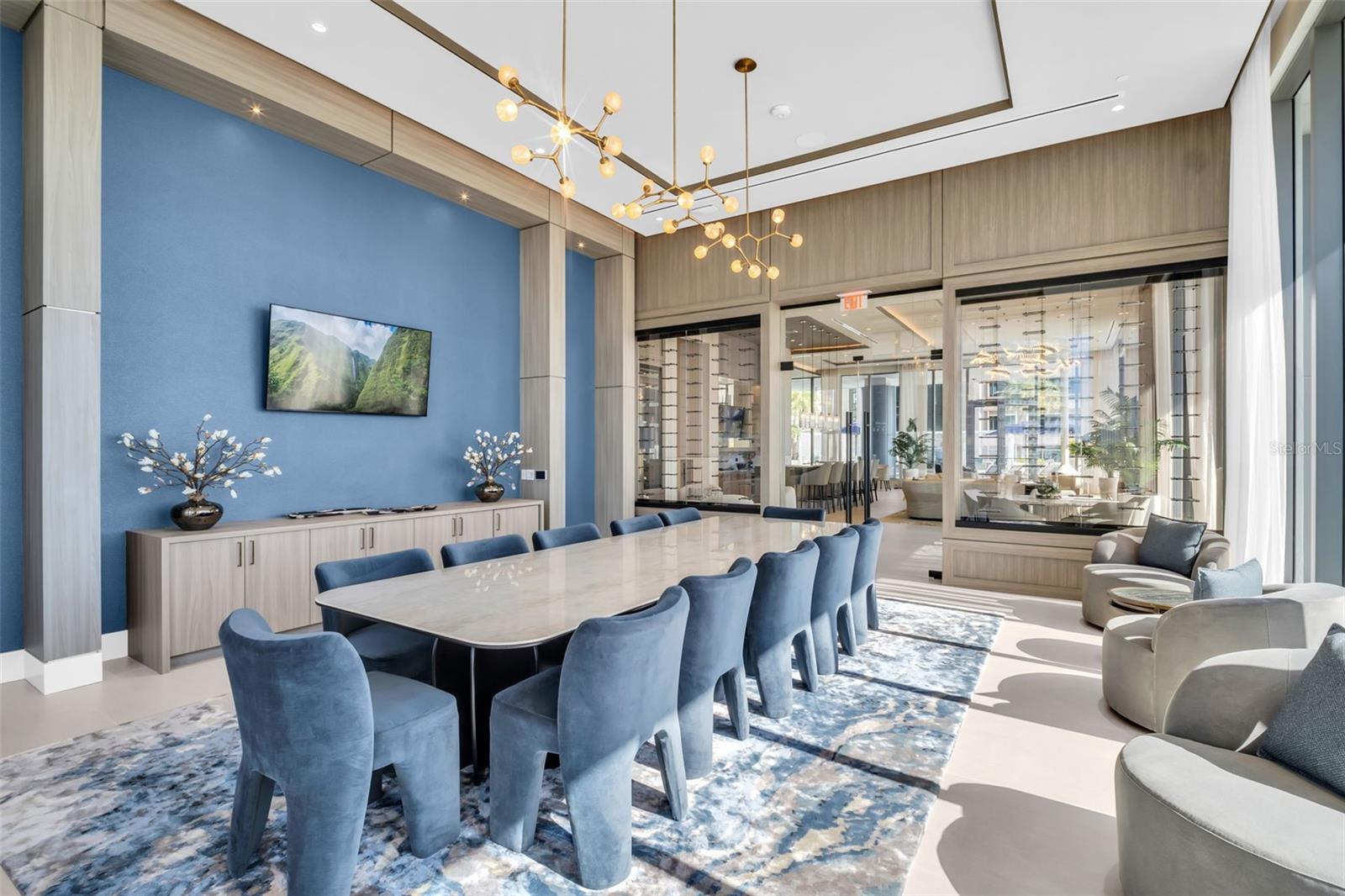 Listing photo id 87 for 275 1st Avenue S 3304