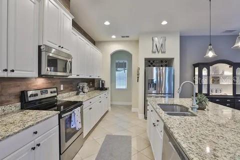 Image 4 of 20 For 7603 Desoto Street