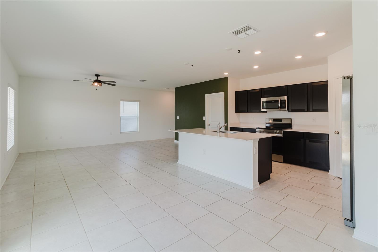 Image 11 of 43 For 1458 Austin Street