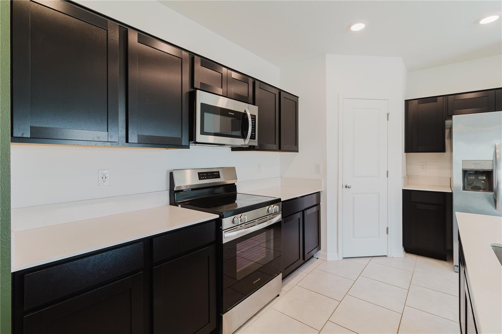 Image 12 of 43 For 1458 Austin Street