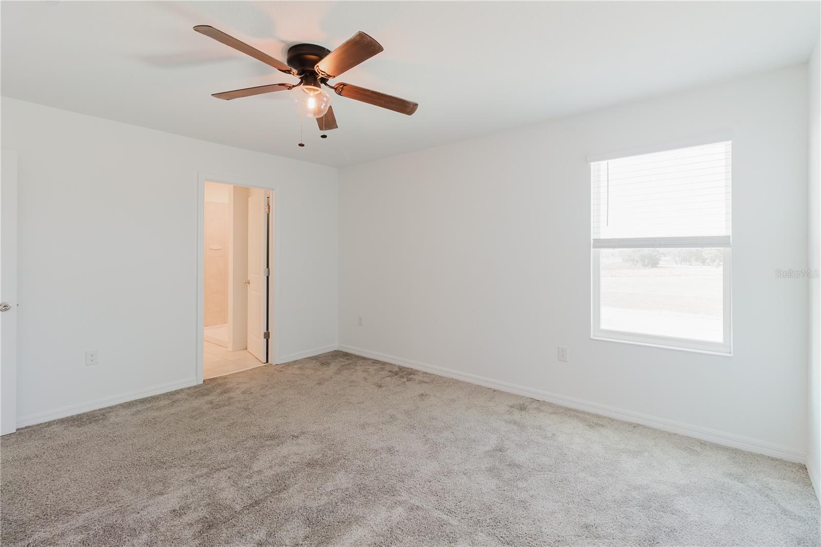 Image 18 of 43 For 1458 Austin Street