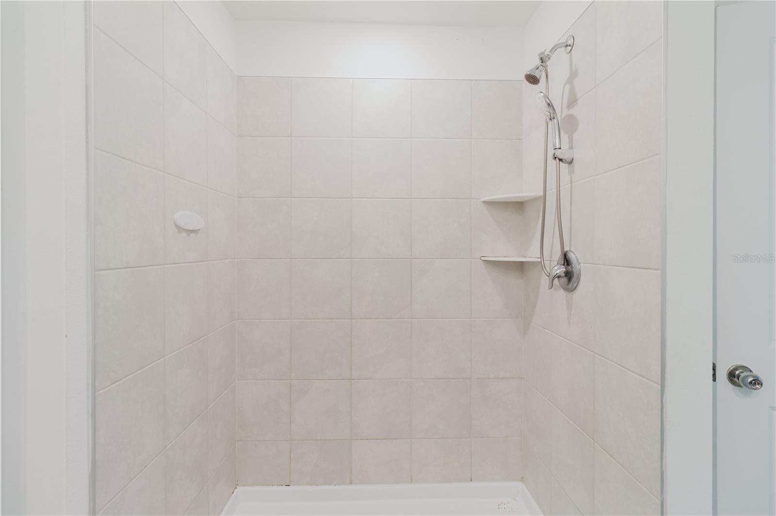 Image 21 of 43 For 1458 Austin Street