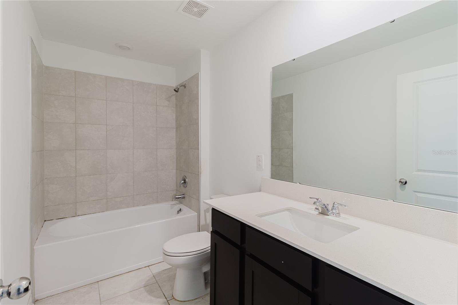 Image 28 of 43 For 1458 Austin Street