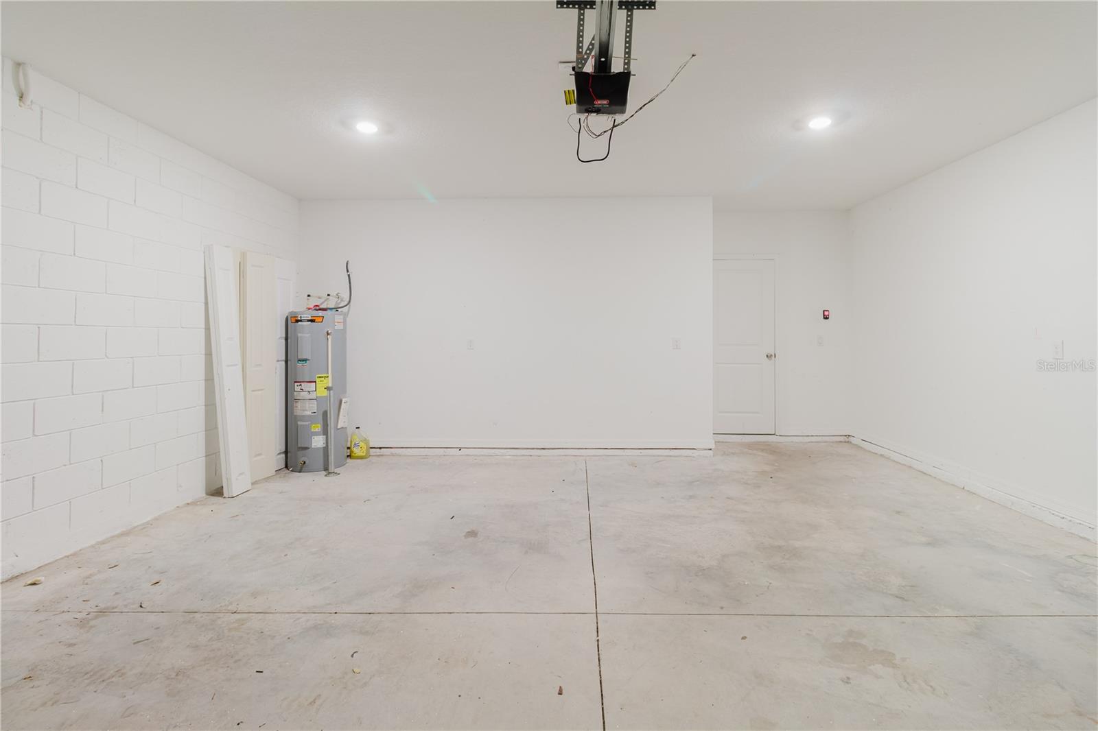 Image 33 of 43 For 1458 Austin Street