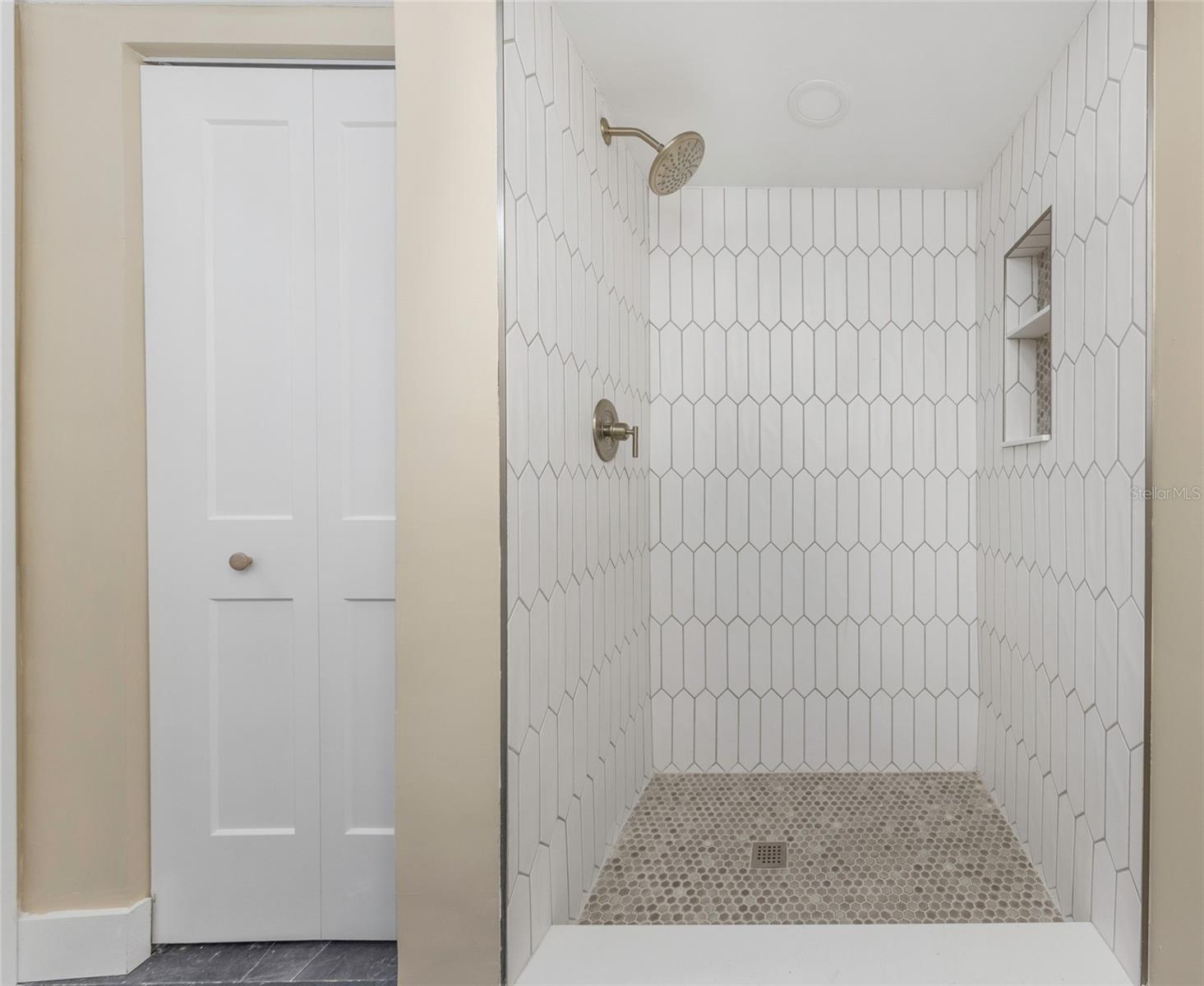 Image 18 of 26 For 285 Boca Ciega Point Boulevard N 3009